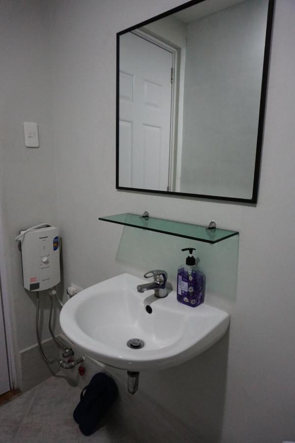 Cozy Condo Unit 5Mins From Mactan Cebu Int'L Airport With Netflix Lapu-Lapu City Buitenkant foto