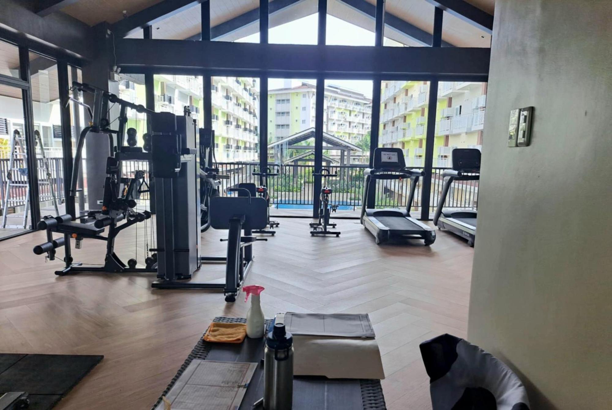Cozy Condo Unit 5Mins From Mactan Cebu Int'L Airport With Netflix Lapu-Lapu City Buitenkant foto